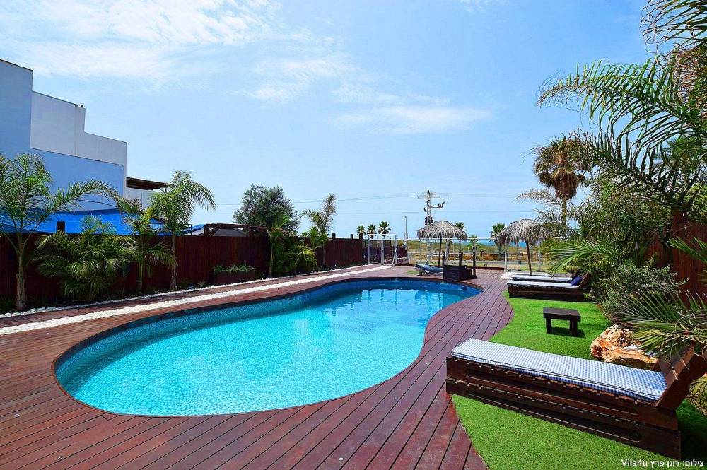 62682 מתחם חיצוני, וילה בנגמין על הים, וילה  באשדוד וילות - Vila 4 U