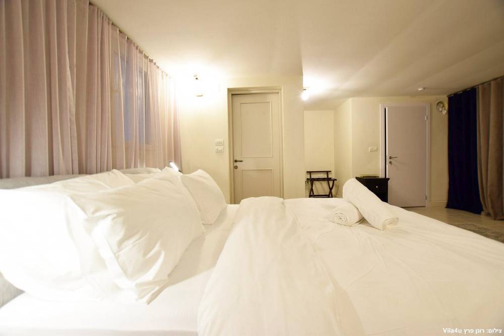 63986 פנים הוילה והחדרים, הבית בלימן, וילה  בלימן וילות - Vila 4 U