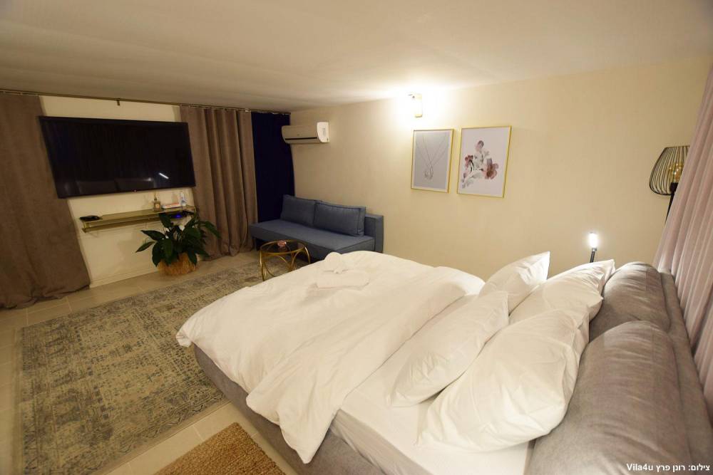 64000 פנים הוילה והחדרים, הבית בלימן, וילה  בלימן וילות - Vila 4 U