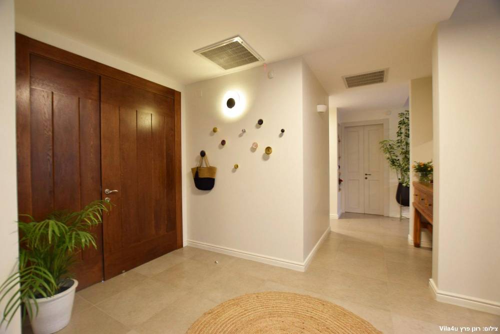 64001 פנים הוילה והחדרים, הבית בלימן, וילה  בלימן וילות - Vila 4 U