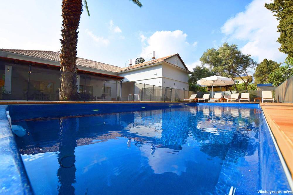 64035 המתחם החיצוני, הבית בלימן, וילה  בלימן וילות - Vila 4 U