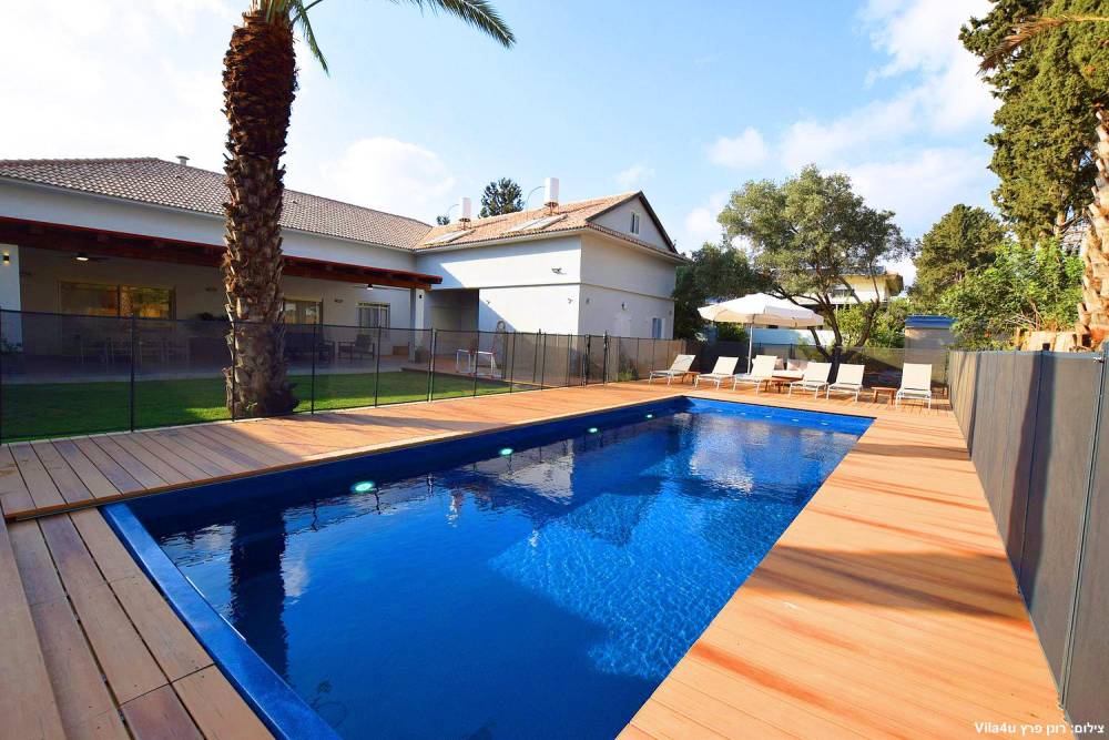 64038 המתחם החיצוני, הבית בלימן, וילה  בלימן וילות - Vila 4 U