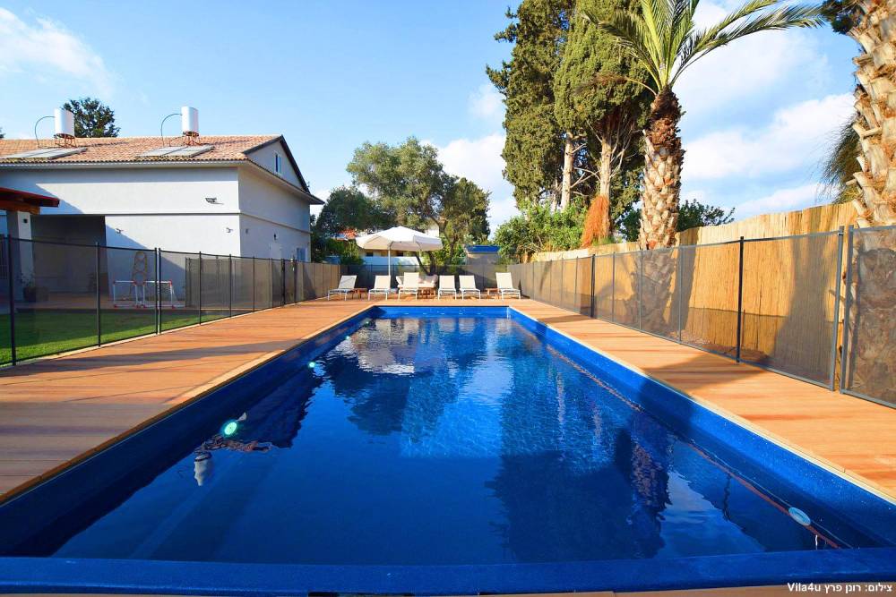 64044 המתחם החיצוני, הבית בלימן, וילה  בלימן וילות - Vila 4 U