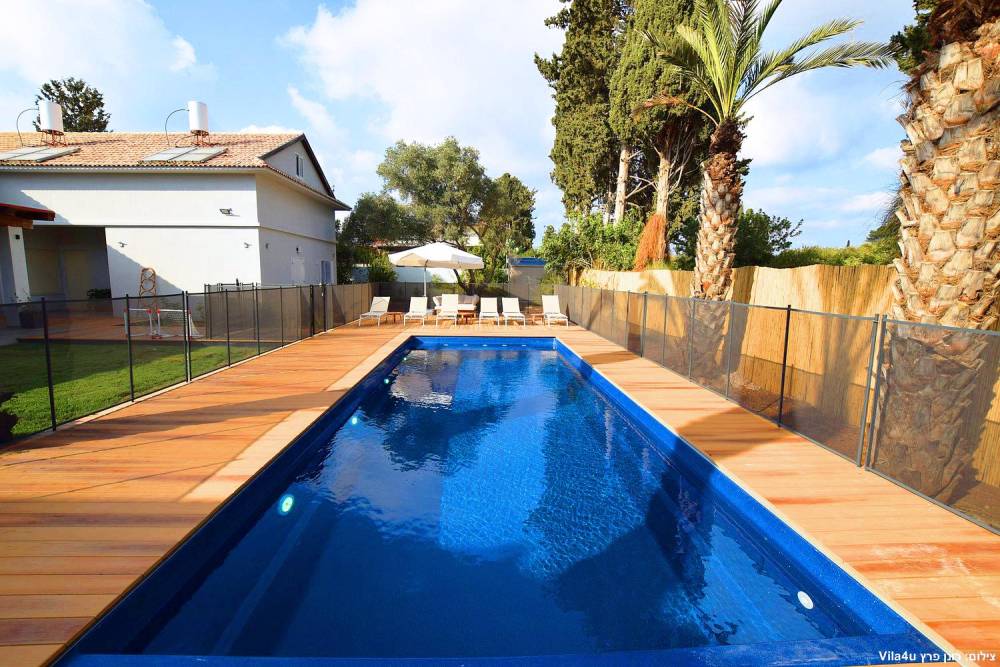 64048 המתחם החיצוני, הבית בלימן, וילה  בלימן וילות - Vila 4 U