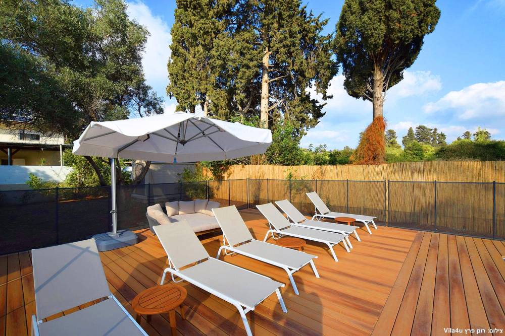 64050 המתחם החיצוני, הבית בלימן, וילה  בלימן וילות - Vila 4 U