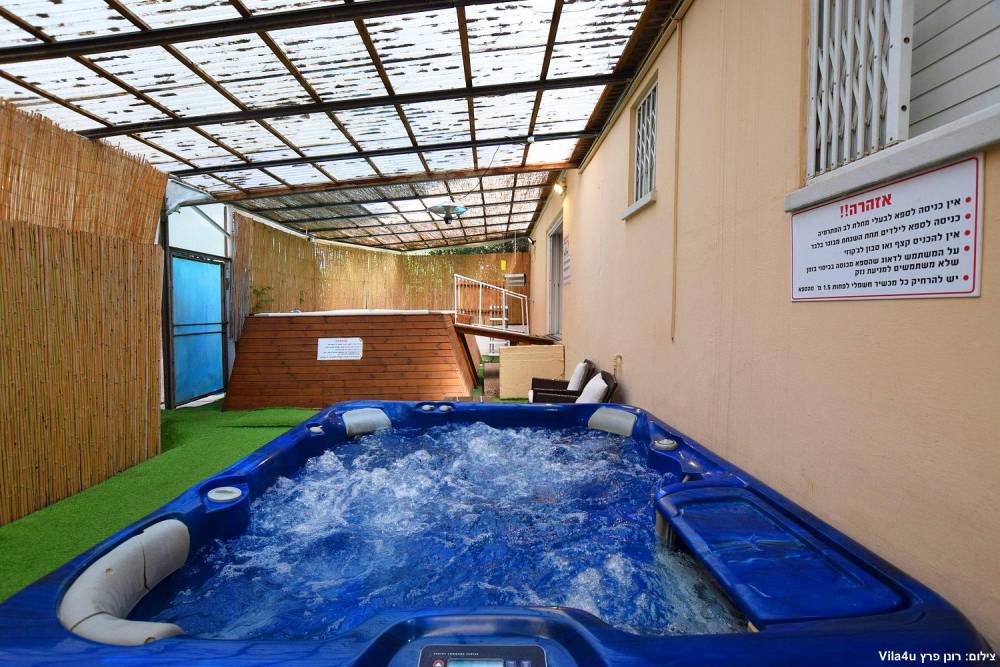 64554 מתחם חיצוני, וילה אמור, וילה  בעולש וילות - Vila 4 U