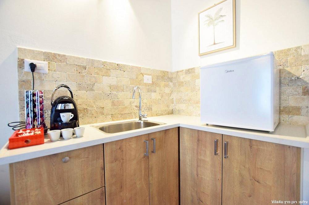 65243 פנים היחידות, אחוזת ראש ההר, וילה  בירכא וילות - Vila 4 U