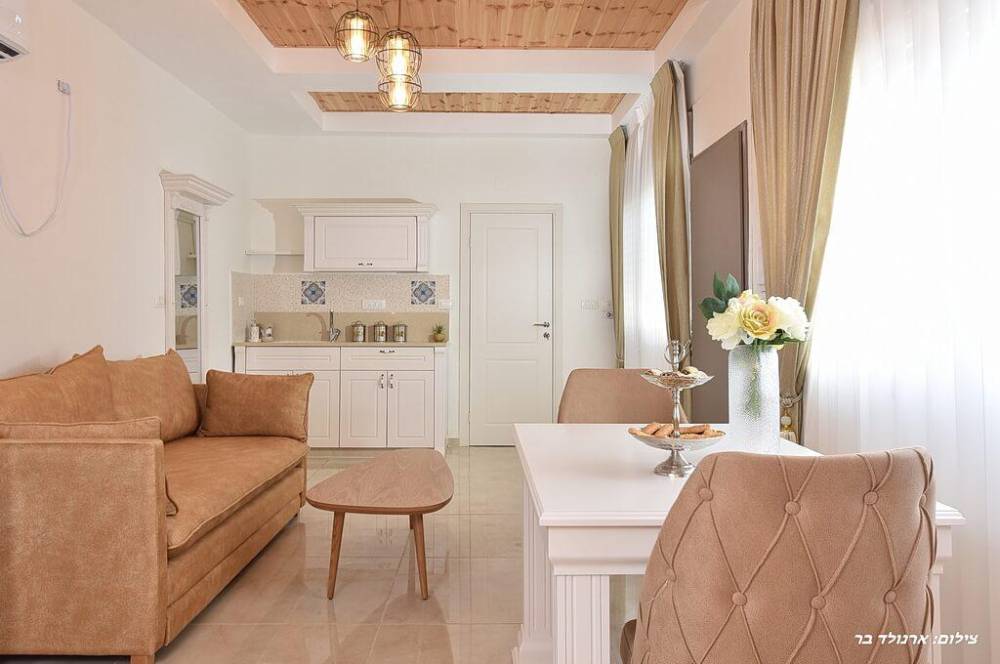 66319 האחוזה הירושלמית בגליל, האחוזה הירושלמית בגליל, וילה  במנות וילות - Vila 4 U