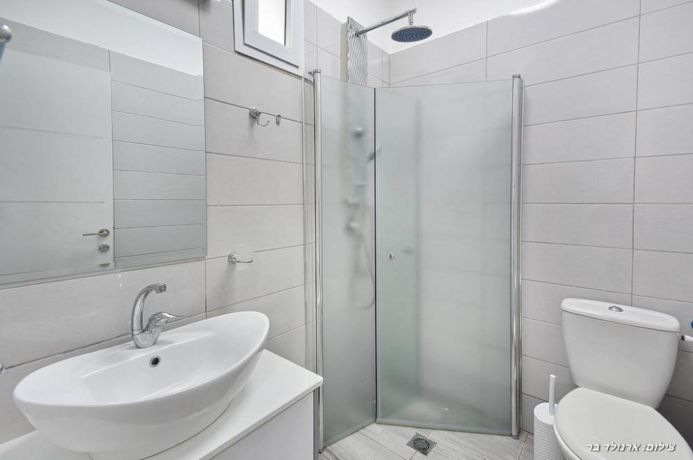 66845 הוילה, אגם בגליל, וילה  בעבדון וילות - Vila 4 U