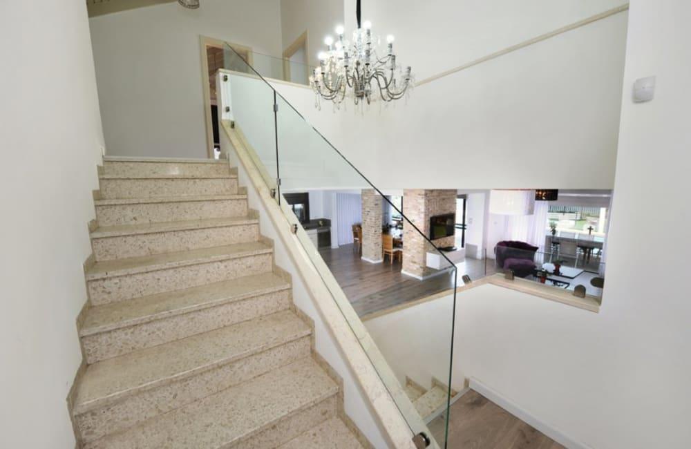 67038 כללית, רומי האוס, וילה  במושבה כנרת וילות - Vila 4 U