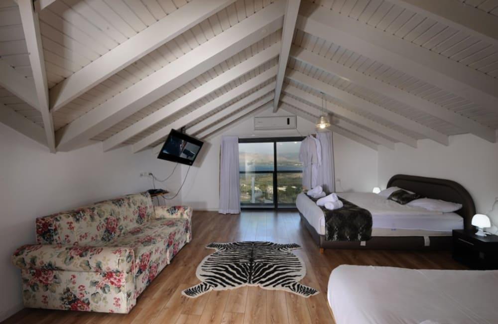 67044 כללית, רומי האוס, וילה  במושבה כנרת וילות - Vila 4 U