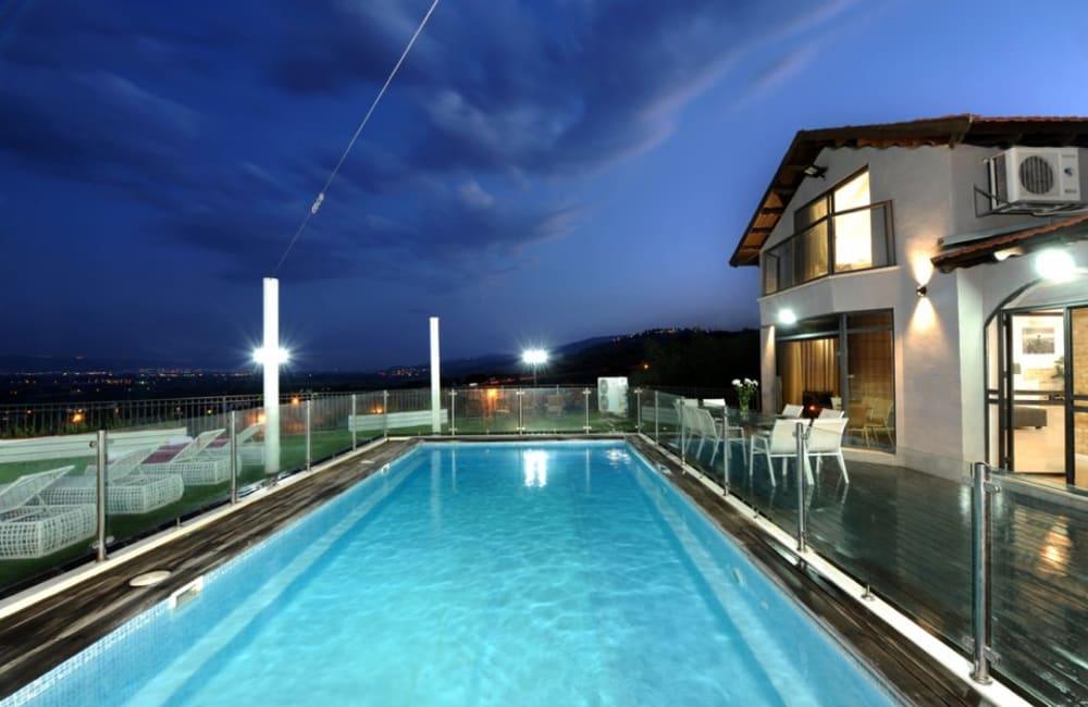 67111 מתחם חיצוני, רומי האוס, וילה  במושבה כנרת וילות - Vila 4 U