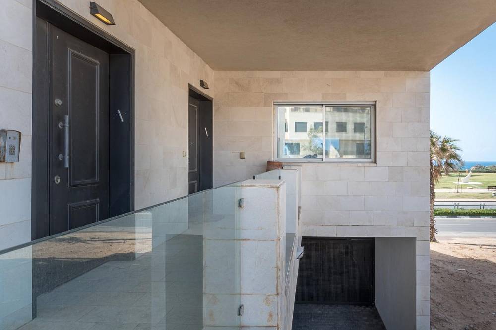 68100 פנים הוילה והחדרים, וילה תהילה על הים-סטיי פירסט קלאס, וילה  בנתניה וילות - Vila 4 U