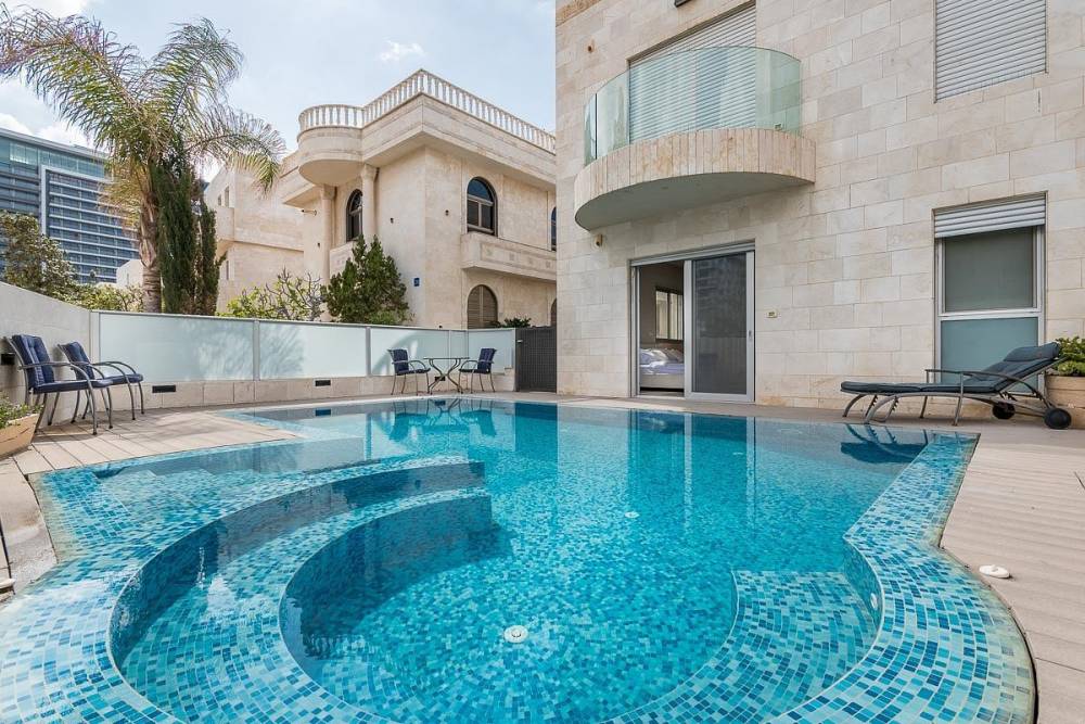 68116 המתחם החיצוני, וילה תהילה על הים-סטיי פירסט קלאס, וילה  בנתניה וילות - Vila 4 U