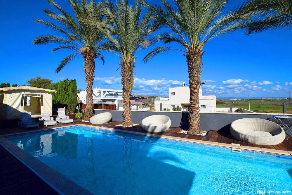 69519 מתחם חיצוני, חלומות יוסף, וילה  באליפלט וילות - Vila 4 U