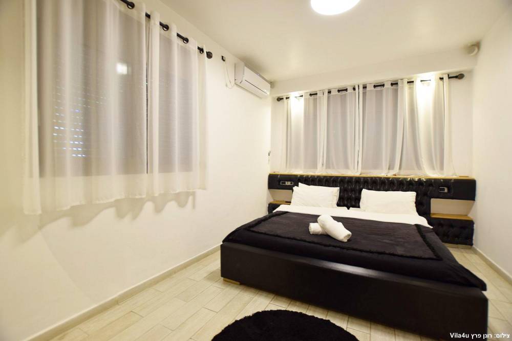 69537 מתחם פנימי, חלומות יוסף, וילה  באליפלט וילות - Vila 4 U