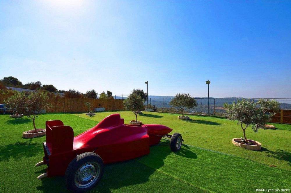 70719 המתחם החיצוני, אחוזת ראש ההר, וילה  בירכא וילות - Vila 4 U