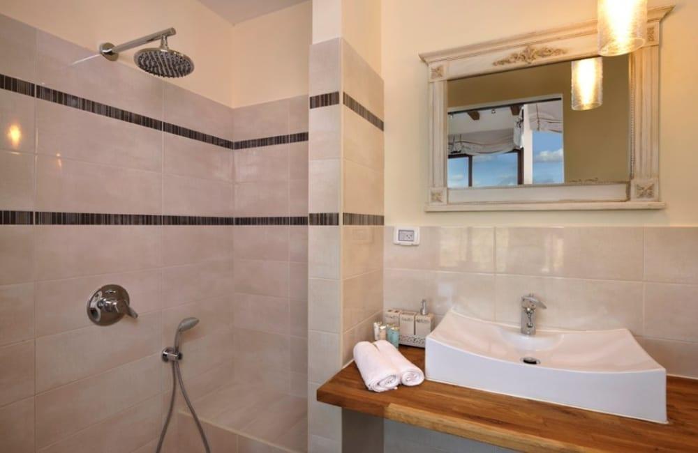 70851 פינסטרה למזרח, וילה פינסטרה, וילה  במנות וילות - Vila 4 U