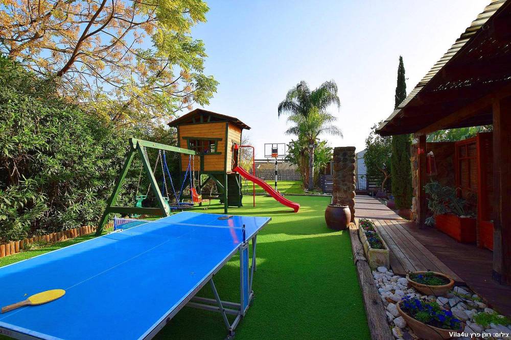 71465 מתחם חיצוני ובריכה, אחוזת הנסיכה, וילה  במשמר הירדן וילות - Vila 4 U