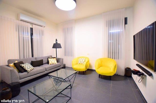 סלון כללי, וילה גספר, וילה  בפקיעין החדשה וילות - Vila 4 U