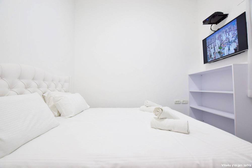 חדר שינה פנים הוילה והחדרים, וילה גספר, וילה  בפקיעין החדשה וילות - Vila 4 U