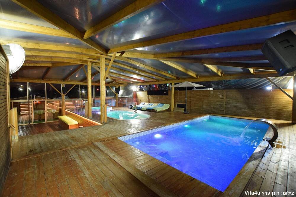 72058 המתחם בחורף, לופט סלפי, וילה  בראשון לציון וילות - Vila 4 U