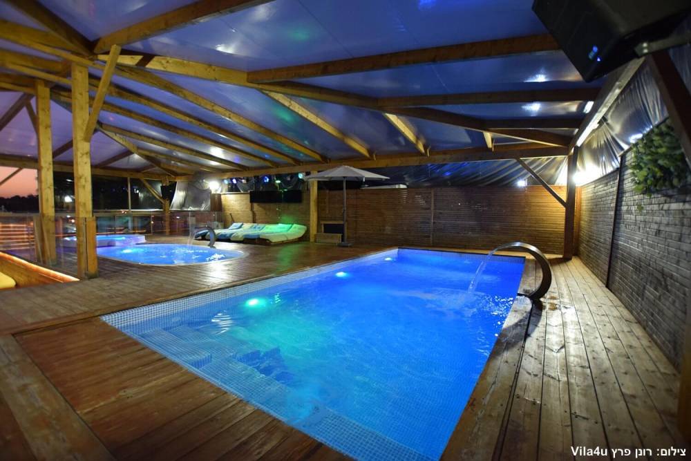 72060 המתחם בחורף, לופט סלפי, וילה  בראשון לציון וילות - Vila 4 U