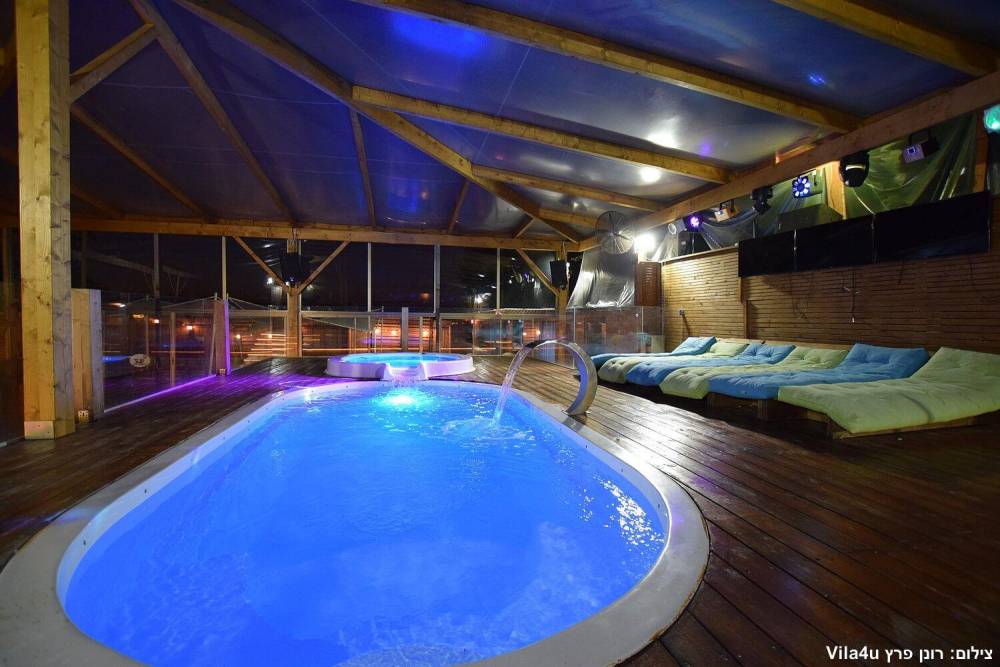 72068 המתחם בחורף, לופט סלפי, וילה  בראשון לציון וילות - Vila 4 U