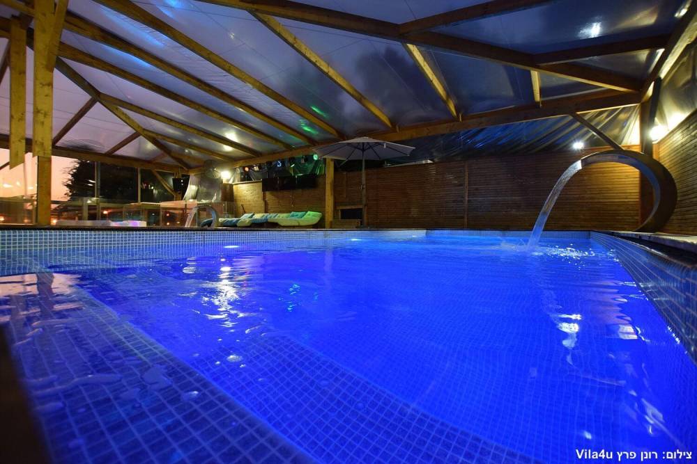 72070 המתחם בחורף, לופט סלפי, וילה  בראשון לציון וילות - Vila 4 U