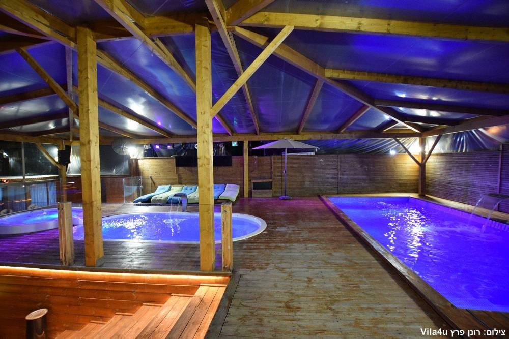 72076 המתחם בחורף, לופט סלפי, וילה  בראשון לציון וילות - Vila 4 U