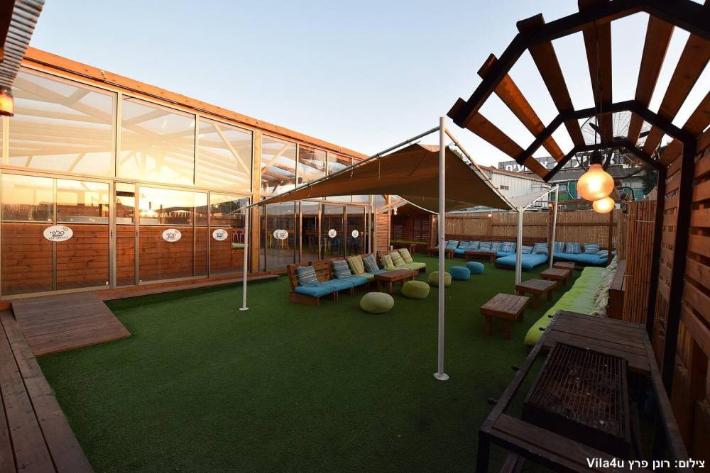 72077 המתחם בחורף, לופט סלפי, וילה  בראשון לציון וילות - Vila 4 U