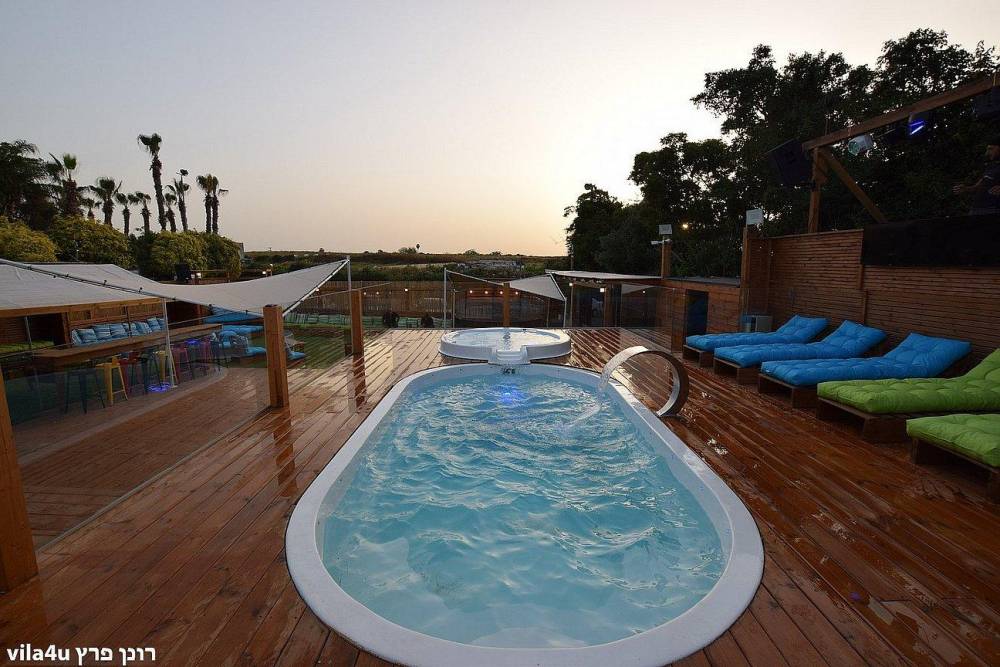 72174 גלריה כללית, לופט סלפי, וילה  בראשון לציון וילות - Vila 4 U