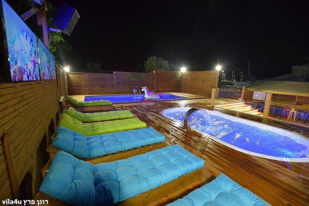 72190 גלריה כללית, לופט סלפי, וילה  בראשון לציון וילות - Vila 4 U