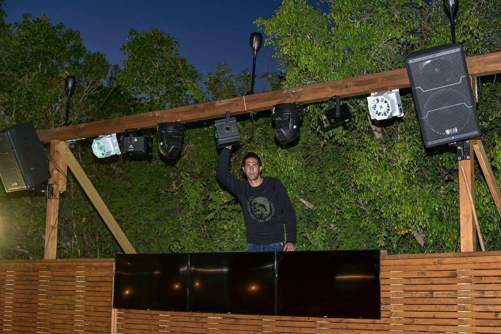 72209 גלריה כללית, לופט סלפי, וילה  בראשון לציון וילות - Vila 4 U