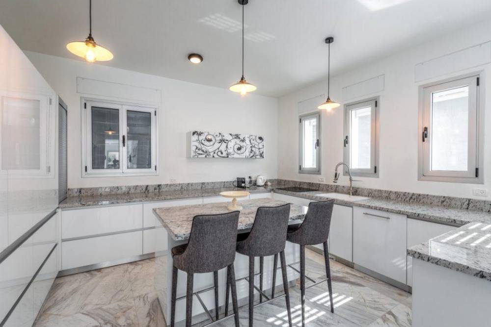 72995 פנים הוילה, וילה קסם התהילה, וילה  בנתניה וילות - Vila 4 U