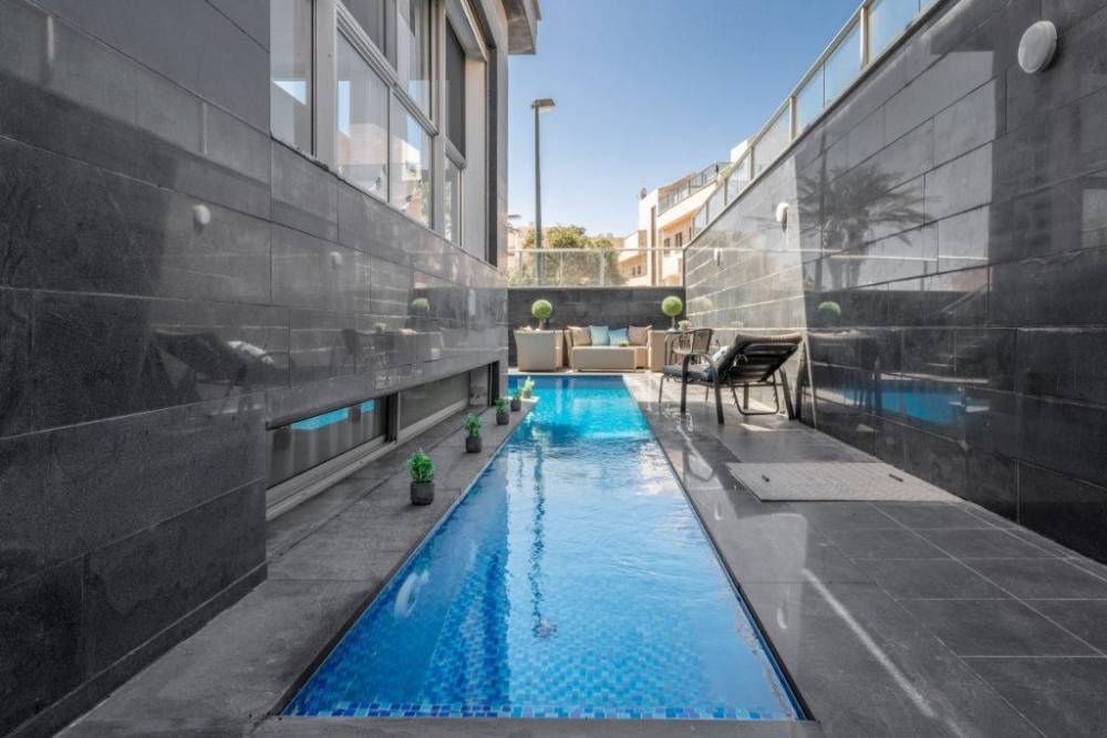 73002 מתחם הבריכה והמרפסת, וילה קסם התהילה, וילה  בנתניה וילות - Vila 4 U