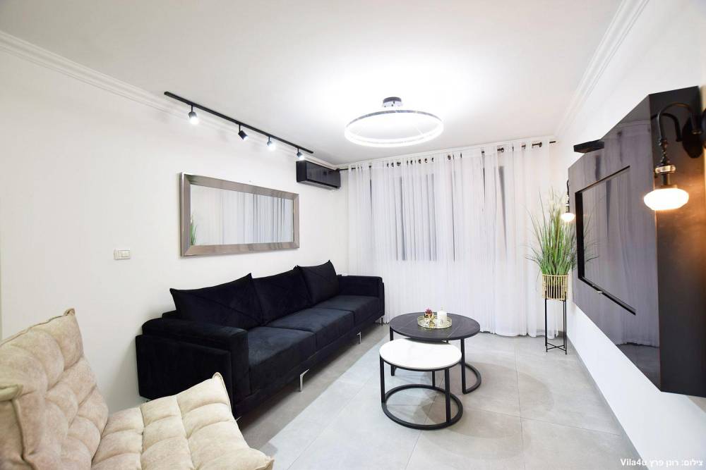 73425 כללי, אחוזת ליזט, וילה  בחוסן וילות - Vila 4 U