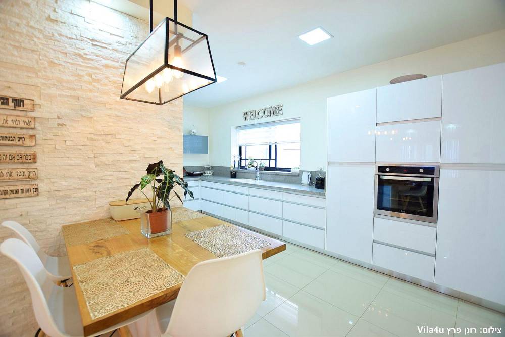 73428 כללי, אחוזת ליזט, וילה  בחוסן וילות - Vila 4 U