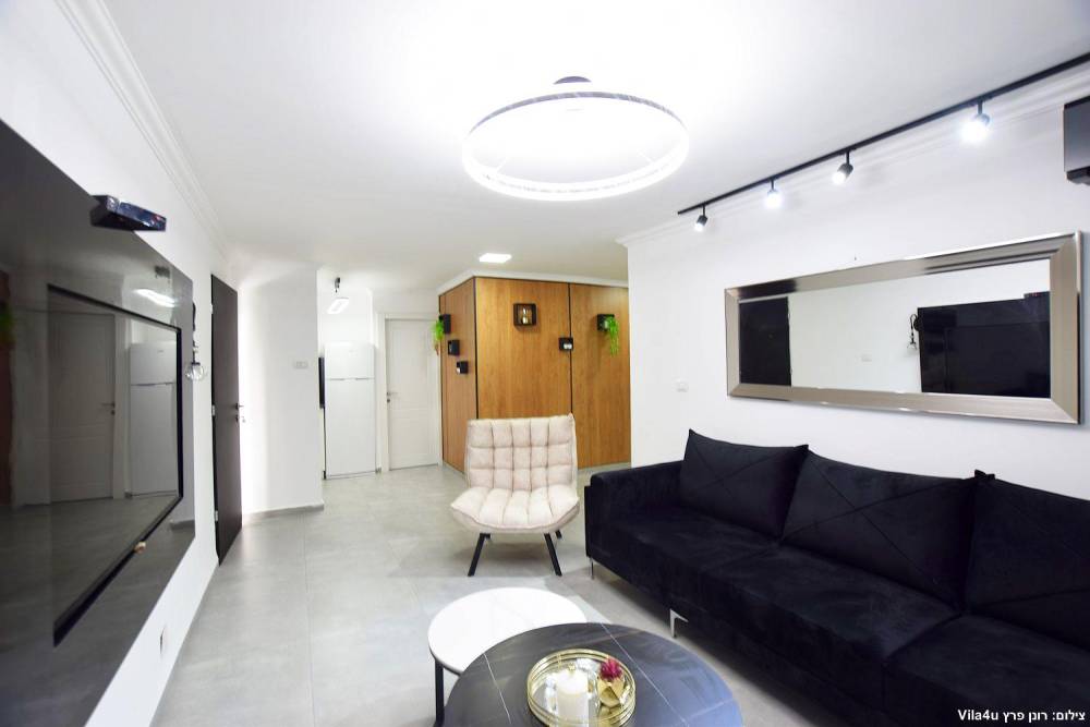 73459 פנים הוילה, אחוזת ליזט, וילה  בחוסן וילות - Vila 4 U