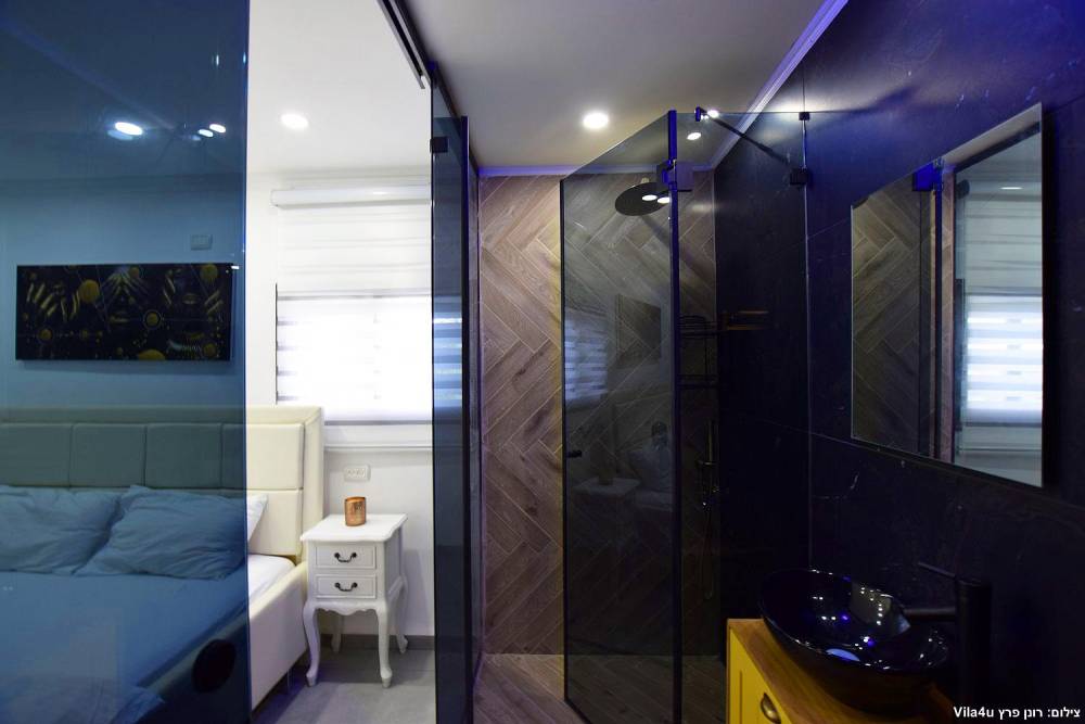 73468 פנים הוילה, אחוזת ליזט, וילה  בחוסן וילות - Vila 4 U