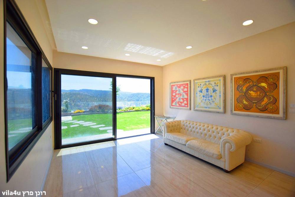 73599 פנים הוילה, וילה מהדרין ריזורט, וילה  בבית שמש וילות - Vila 4 U