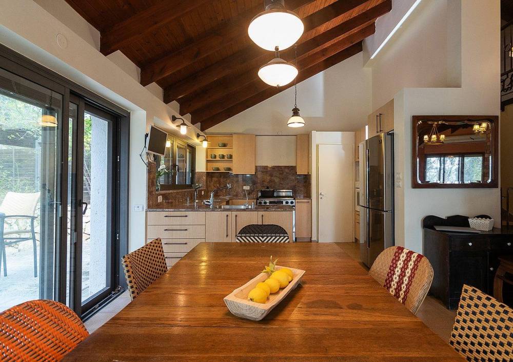 74051 מתחם פנימי, וילה בית זית, וילה  בבית זית וילות - Vila 4 U