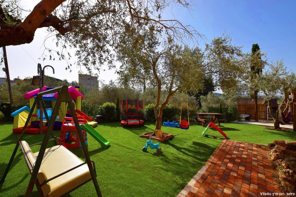 74774 מתחם חיצוני, וילה מונפורט, וילה  במעיליא וילות - Vila 4 U