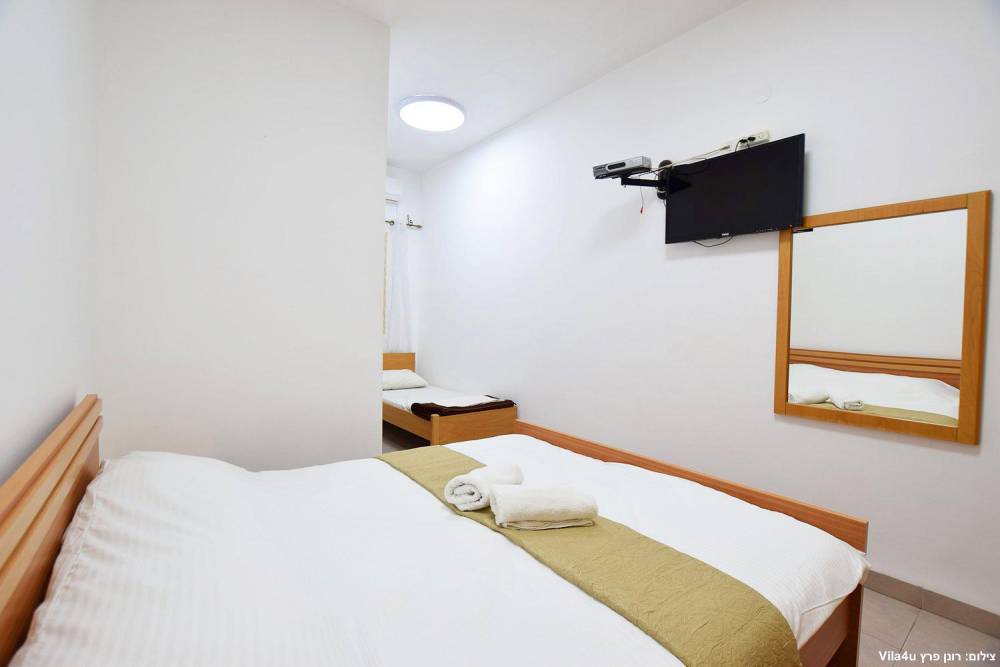 74785 מתחם פנימי, וילה מונפורט, וילה  במעיליא וילות - Vila 4 U