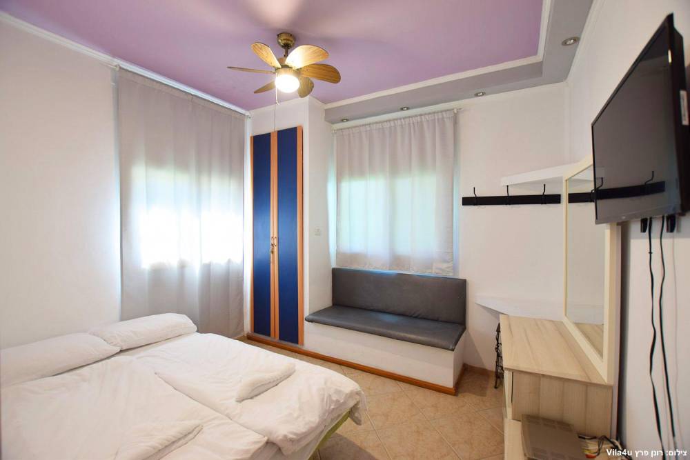 75239 פנים הוילה, שיר לכנרת, וילה  ביבנאל וילות - Vila 4 U