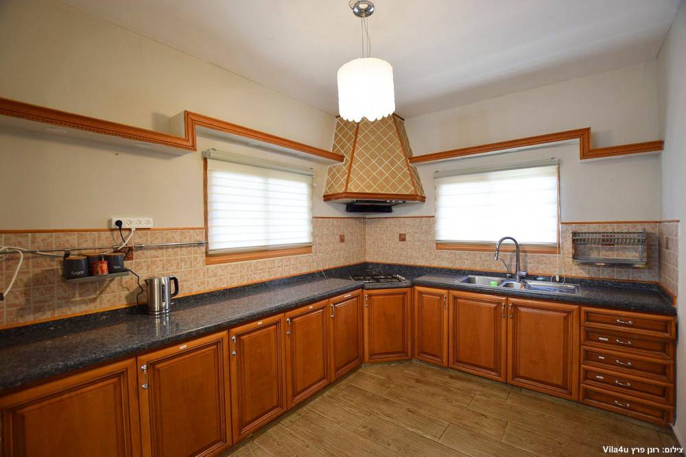 75253 פנים הוילה, שיר לכנרת, וילה  ביבנאל וילות - Vila 4 U