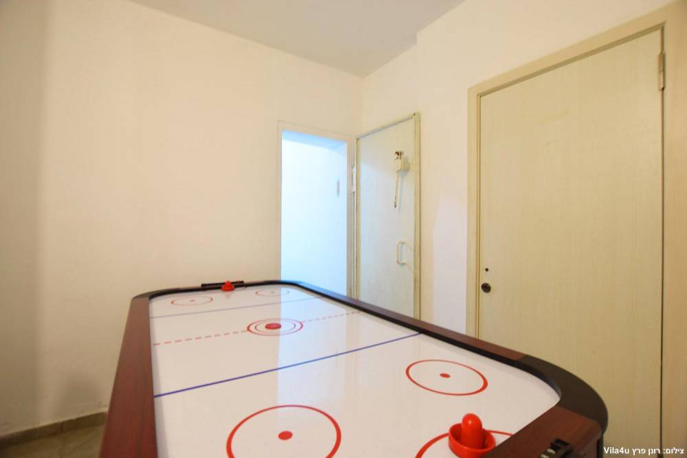 76150 פנים הוילה והחדרים, וילה הדר ומהודר, וילה  בקרית גת וילות - Vila 4 U