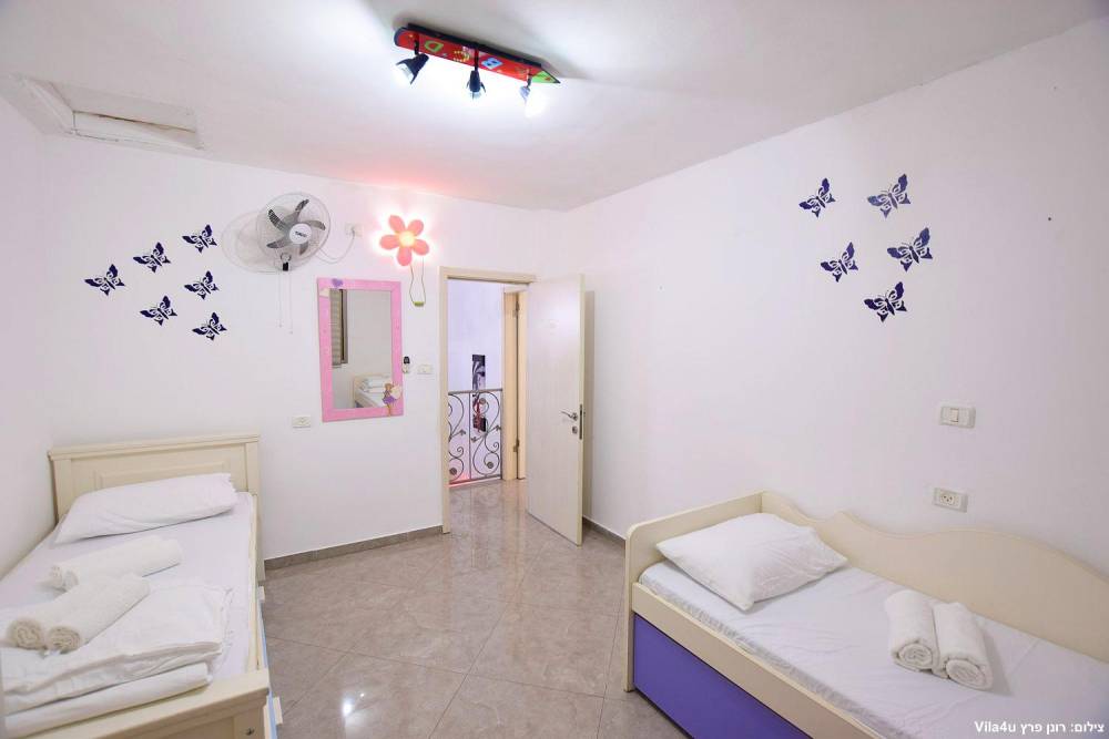 76151 פנים הוילה והחדרים, וילה הדר ומהודר, וילה  בקרית גת וילות - Vila 4 U