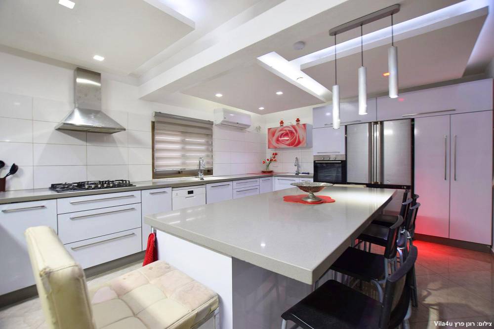 76159 פנים הוילה והחדרים, וילה הדר ומהודר, וילה  בקרית גת וילות - Vila 4 U