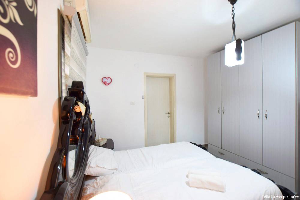 76163 פנים הוילה והחדרים, וילה הדר ומהודר, וילה  בקרית גת וילות - Vila 4 U